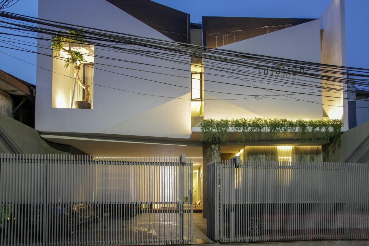 Tujutiga Suites Jakarta Bagian luar foto